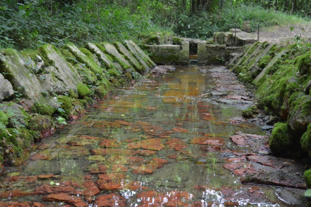 Fontaine de Fontadam Caunay